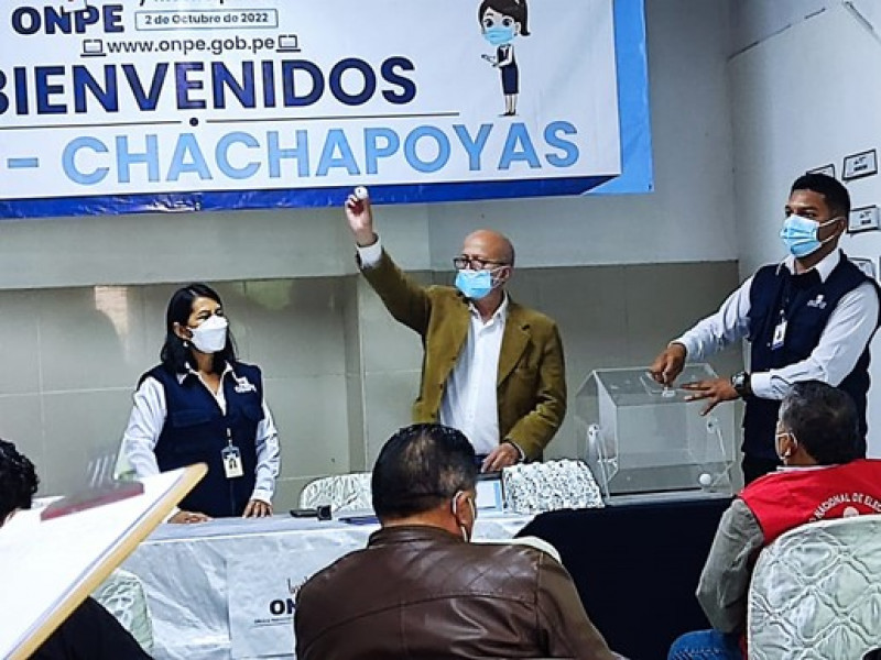 ODPE Chachapoyas realizó el sorteo del orden de aparición de las organizaciones políticas en la franja electoral regional 2022