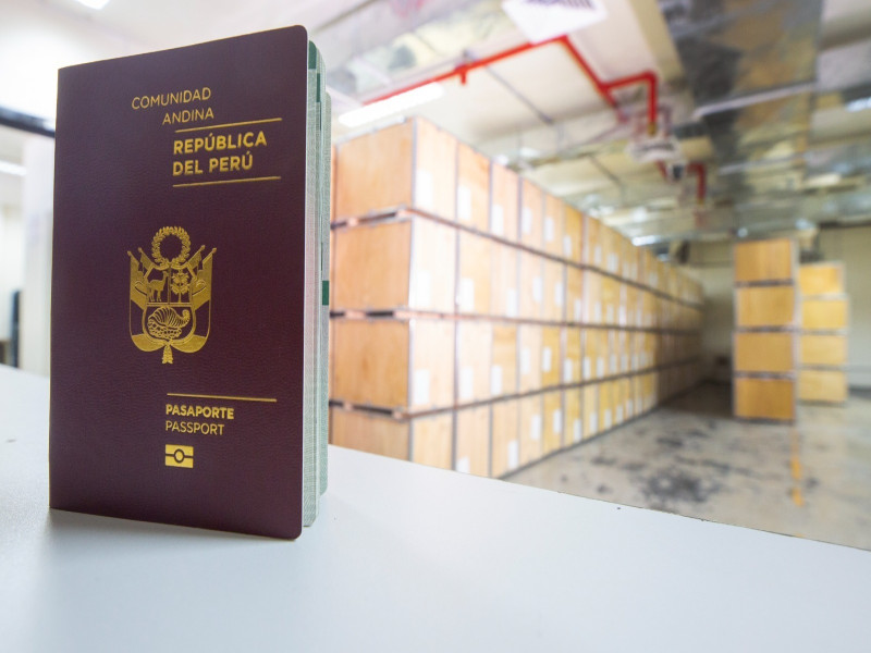 Migraciones eleva a 400 mil su stock de libretas de pasaporte y amplía atención a ciudadanos