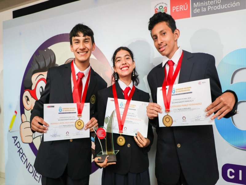 Estudiantes del COAR San Martín ganaron la sexta Olimpiada Nacional de Normalización del INACAL 