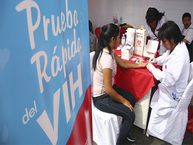 Alarma por aumento de casos de Vih/Sida en jóvenes.