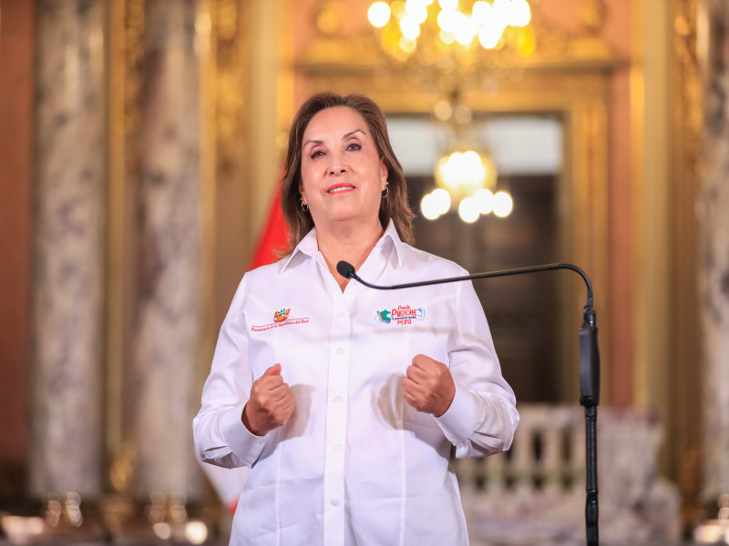 Proponen elevar sueldo de Dina Boluarte a más de s/ 35 mil mensuales