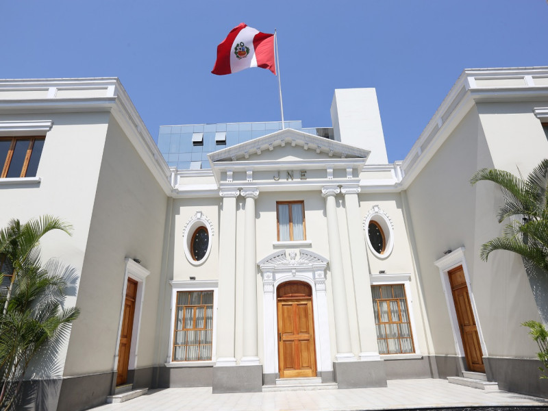 Altos funcionarios tienen plazo hasta el 13 de octubre para renunciar si desean postular a las Elecciones 2026