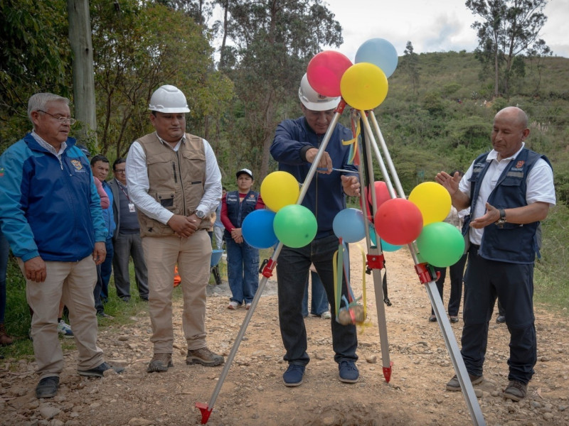 MPCH coloca la primera piedra del puente El Molino 