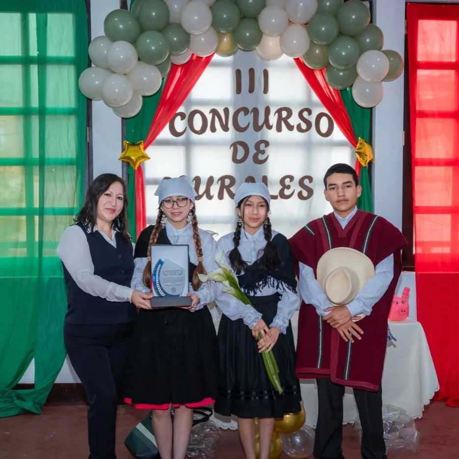 Colegio Alfred Nobel gana concurso de murales ambientales